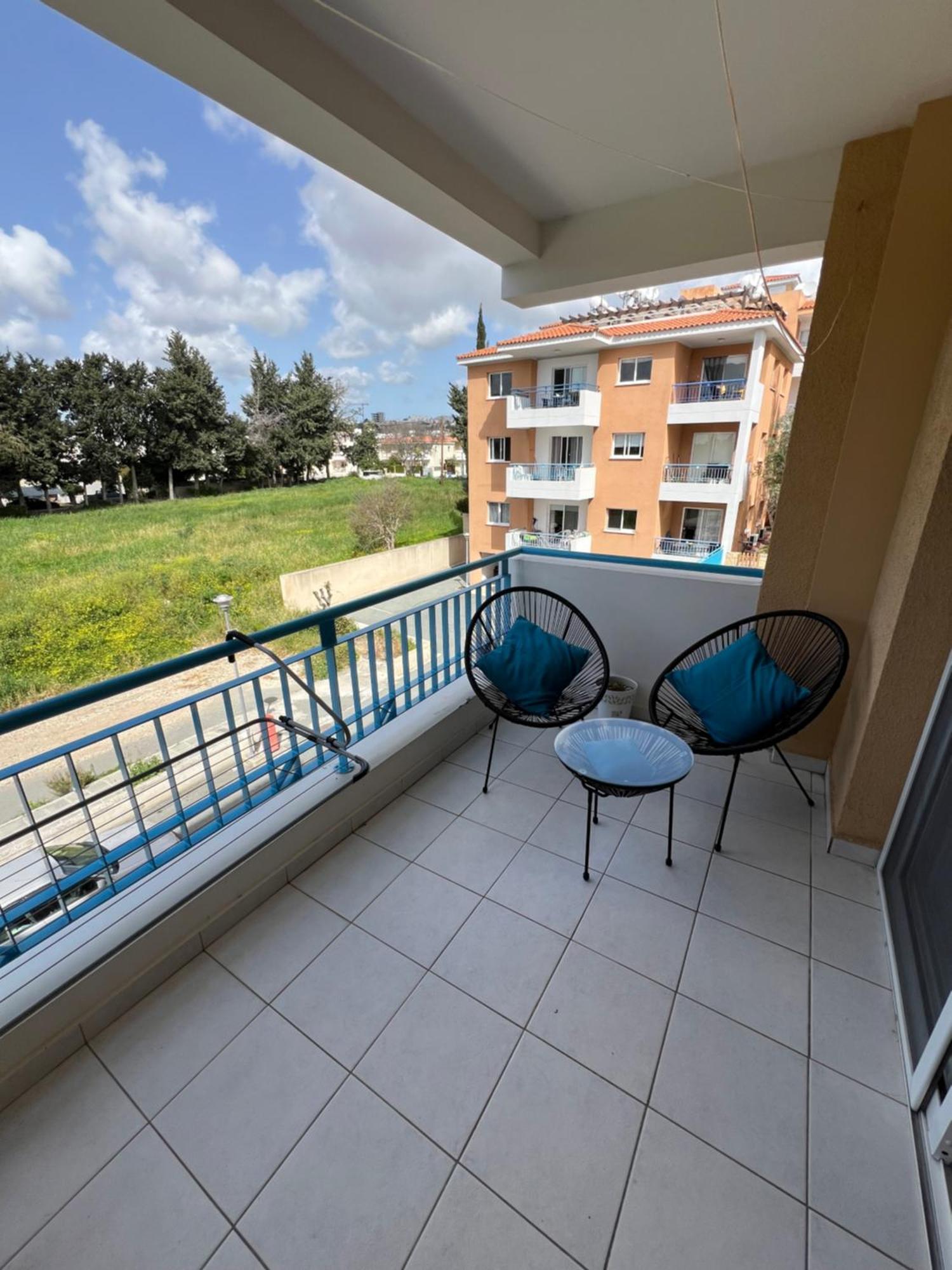 Iris Village Grand Apartment Пафос Экстерьер фото
