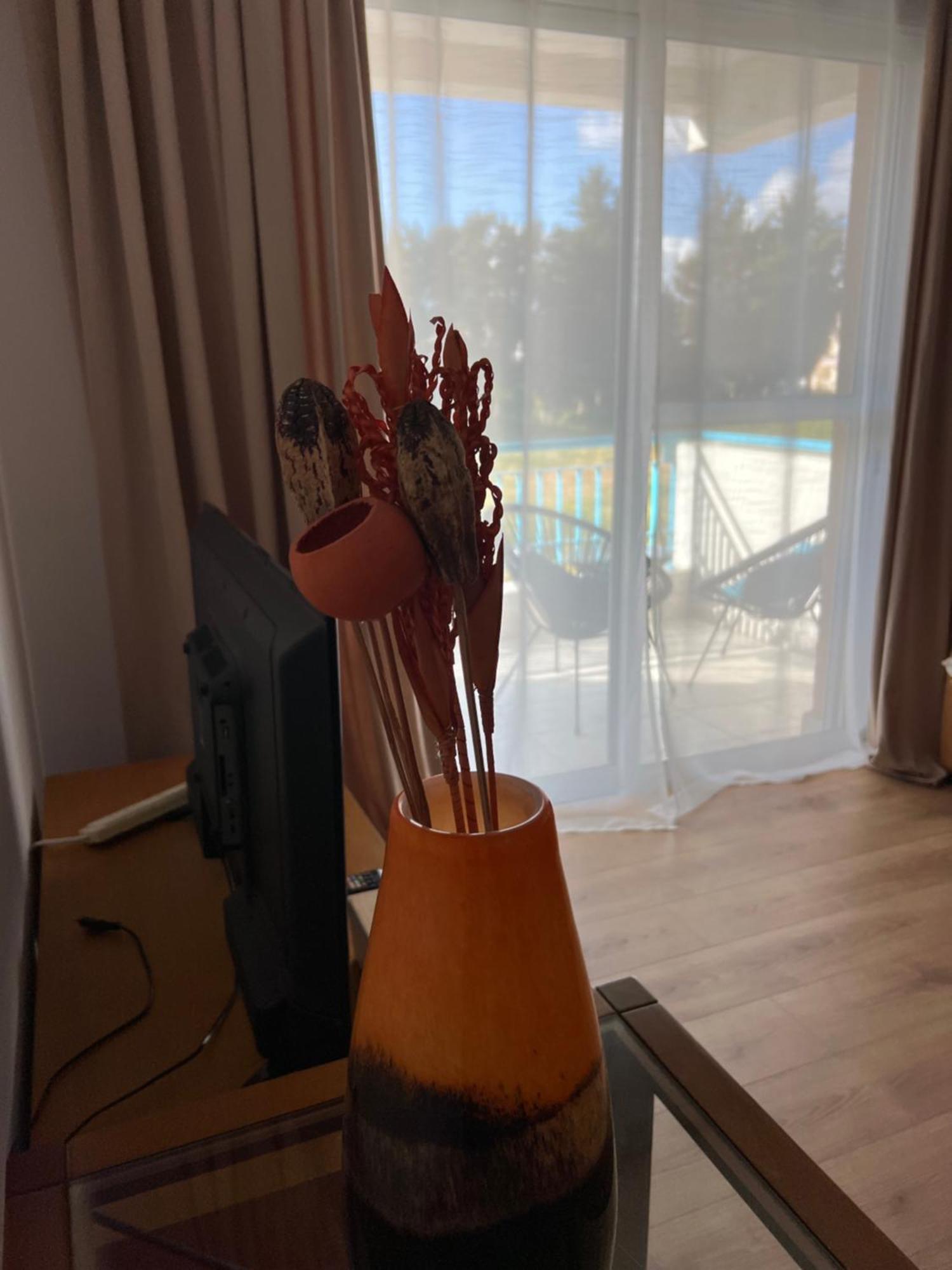 Iris Village Grand Apartment Пафос Экстерьер фото