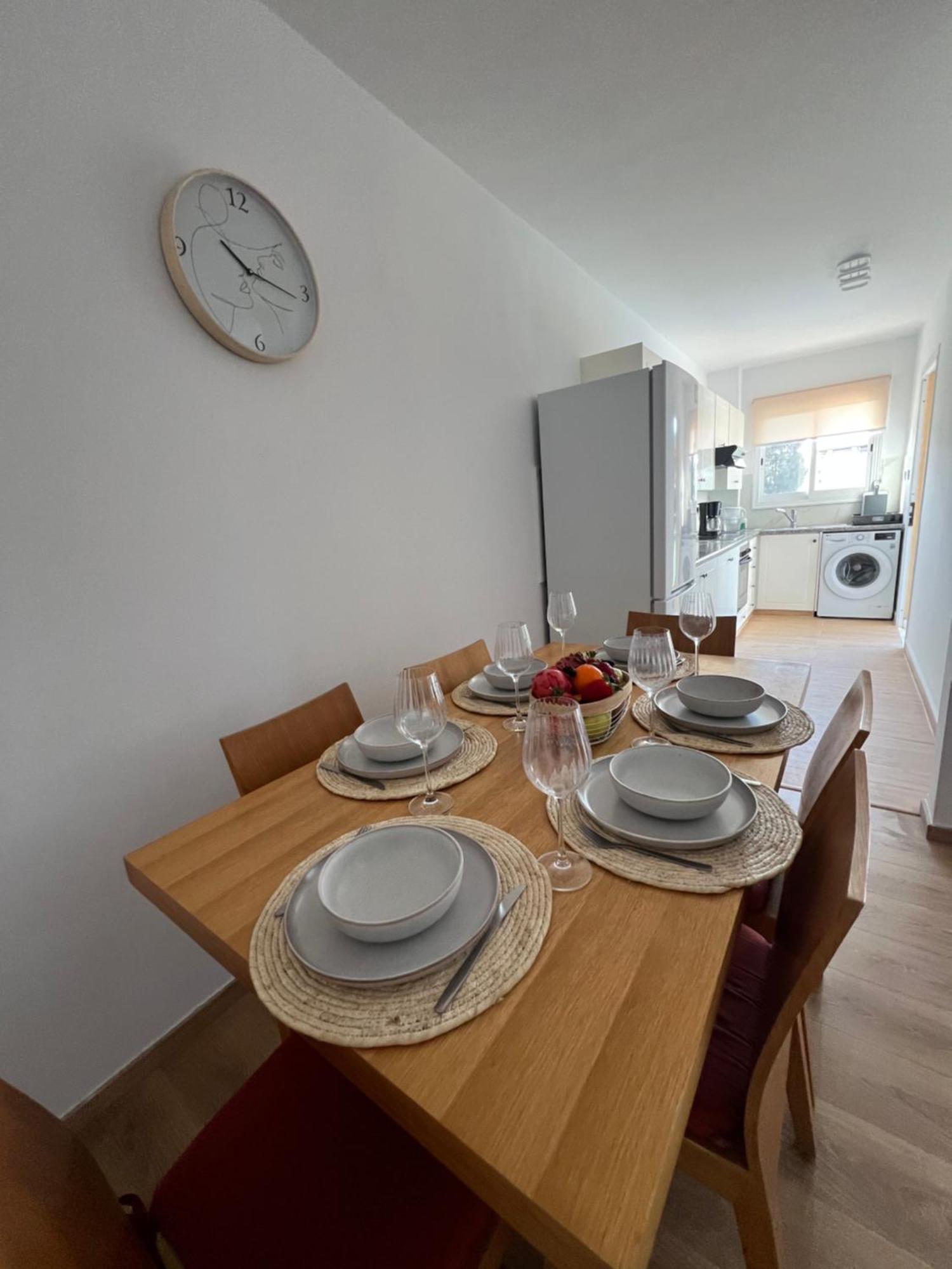 Iris Village Grand Apartment Пафос Экстерьер фото